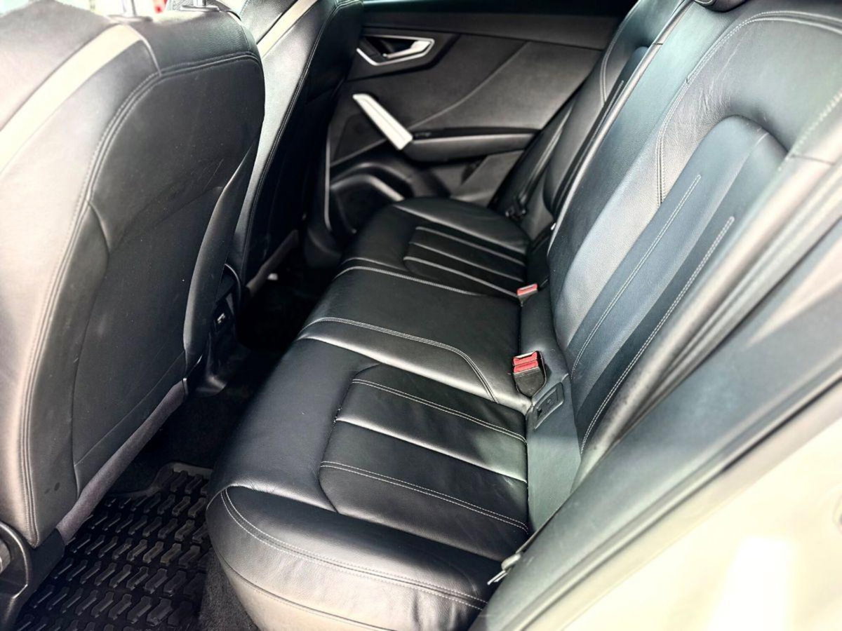 Audi Q2 Q2 1.6 TDI S tronic Sport (20)