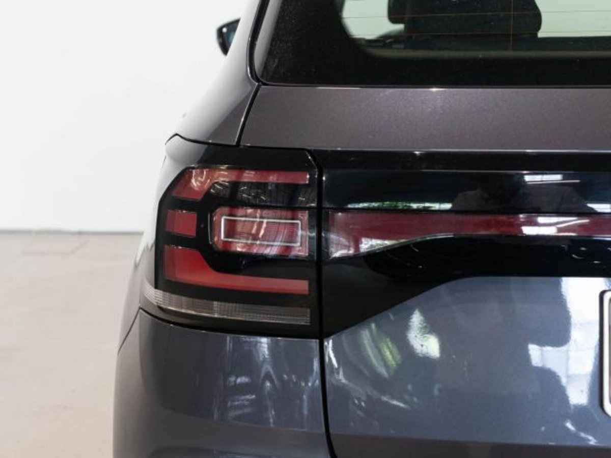 Volkswagen T-Cross 1.0 tsi Life 95cv (8)
