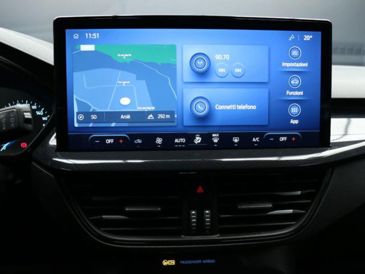 Ford Focus Station Wagon 1.0 EcoBoost Hybrid 155 CV SW ST-Line (13)