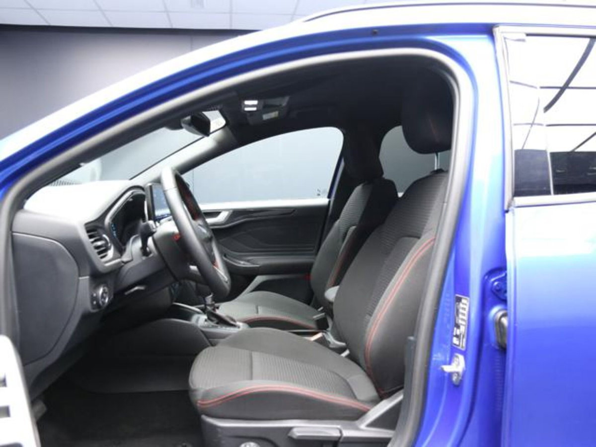 Ford Focus Station Wagon 1.0 EcoBoost Hybrid 155 CV SW ST-Line (9)