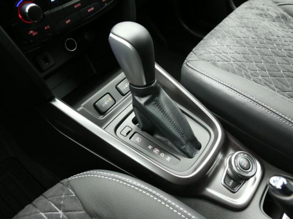 Suzuki Vitara 1.4h Top 4wd allgrip 110cv at (13)