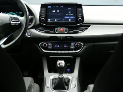 Hyundai i30 Station Wagon 1.0 t-gdi 48V Prime 120cv dct (13)