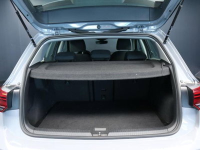 Volkswagen Golf Variant 2.0 TDI SCR DSG Life (7)
