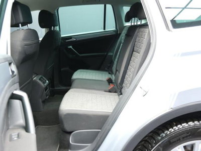 Volkswagen Tiguan 2.0 tdi Life 150cv dsg (8)