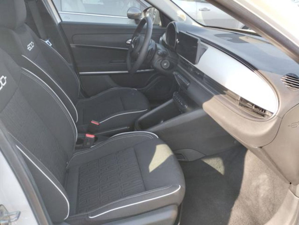 Fiat 600 1.2 hybrid 145cv auto (6)