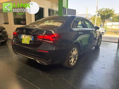 Mercedes-Benz Classe A Sedan 200 d Automatic 4Matic 4p. Business (4)