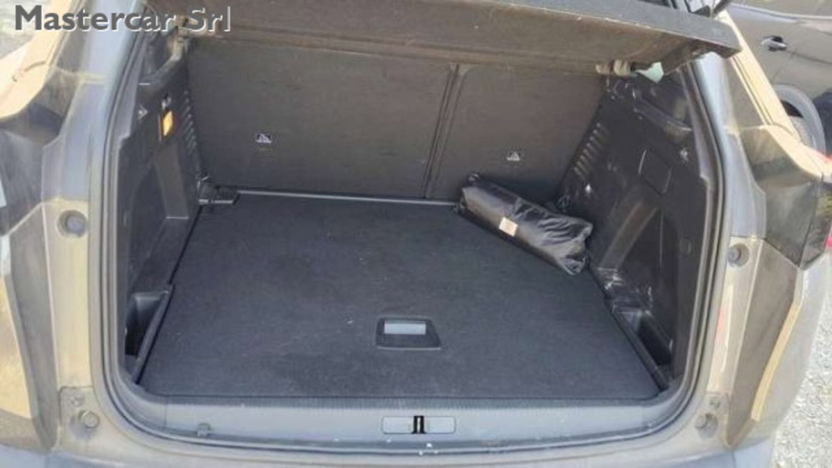 Peugeot 3008 PureTech Turbo 130 S&S Active Pack (7)