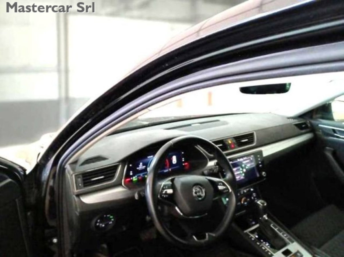 Skoda Superb Station Wagon 1.4 TSI ACT DSG Wagon Executive (6)