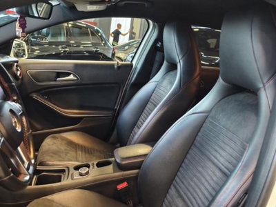 Mercedes-Benz Classe A 180 CDI Automatic Premium (14)
