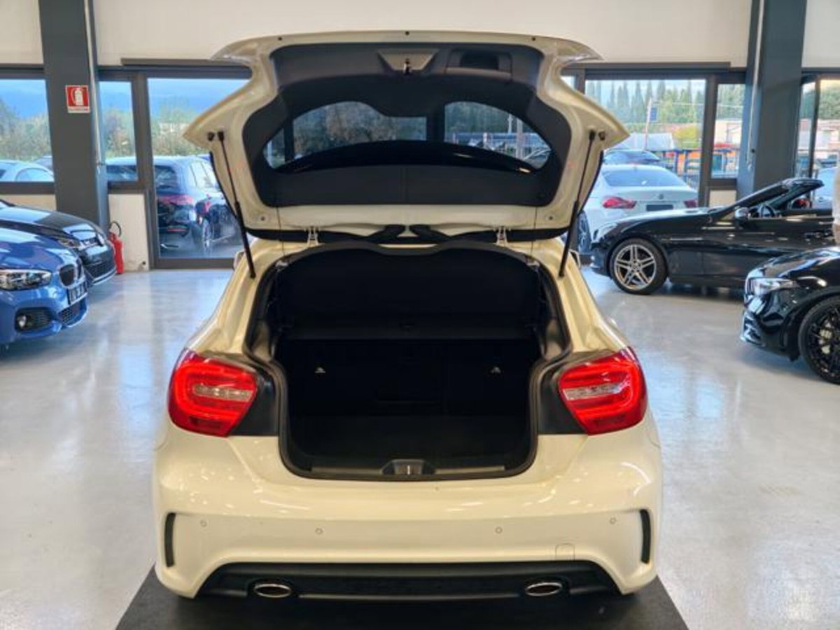 Mercedes-Benz Classe A 180 CDI Automatic Premium (7)