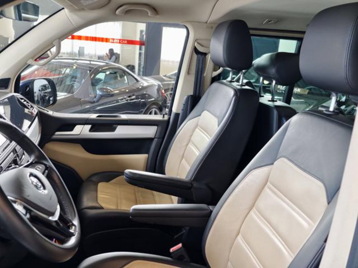 Volkswagen Multivan 2.0 tdi Highline 4motion 204cv dsg 7p.ti (9)