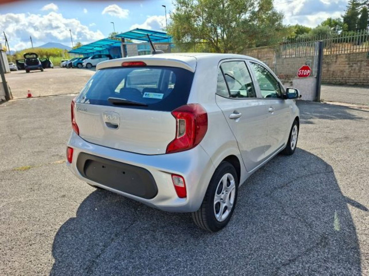Kia Picanto 1.0 12V 5 porte AMT Urban (5)