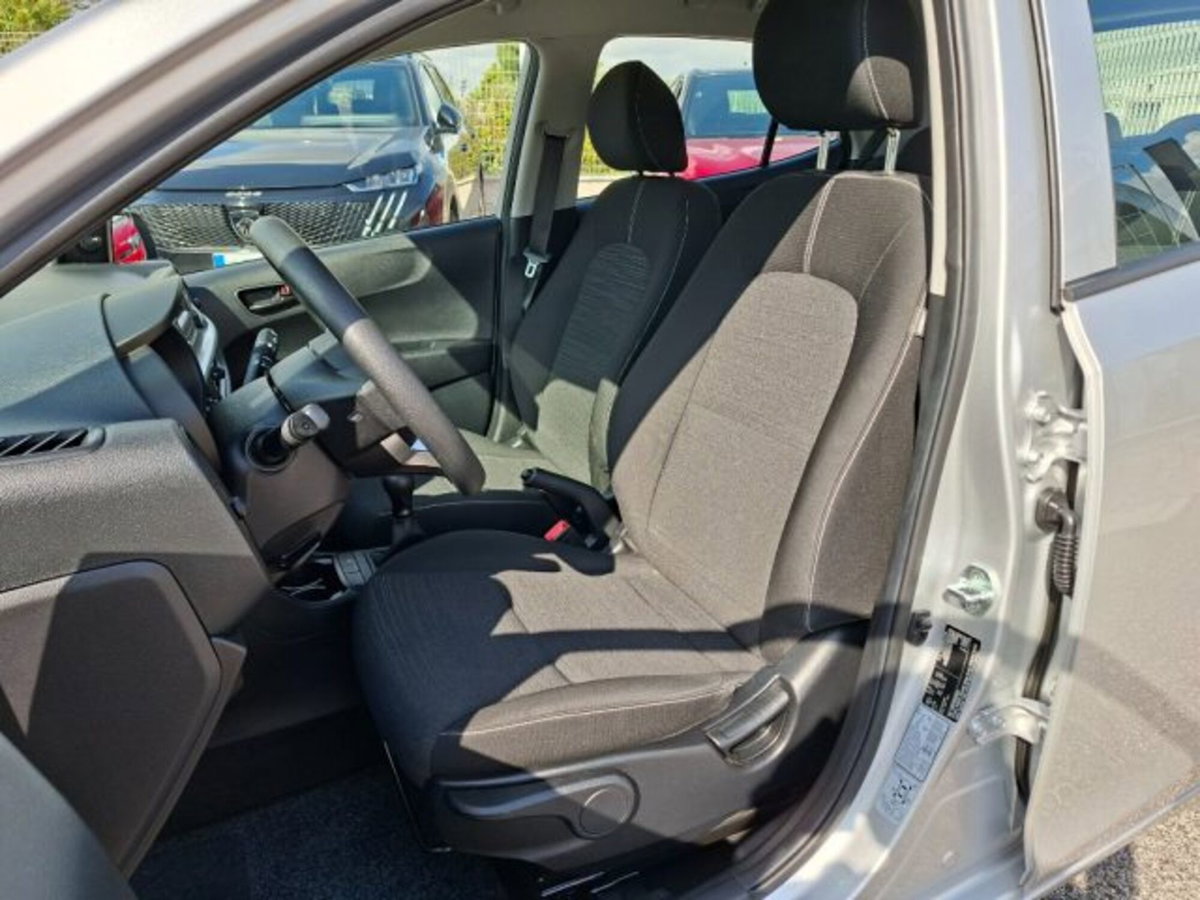 Kia Picanto 1.0 12V 5 porte AMT Urban (7)