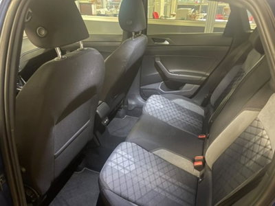 Volkswagen Taigo 1.0 TSI 110 CV DSG R-Line (7)