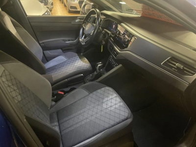 Volkswagen Taigo 1.0 TSI 110 CV DSG R-Line (12)