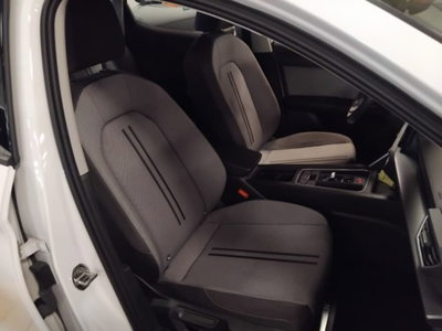 SEAT Leon 1.0 etsi Business 110cv dsg (13)