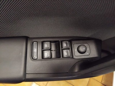 SEAT Leon 1.0 etsi Business 110cv dsg (16)