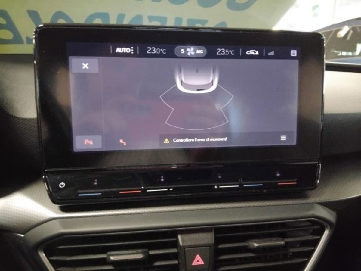 SEAT Leon 1.0 etsi Business 110cv dsg (19)