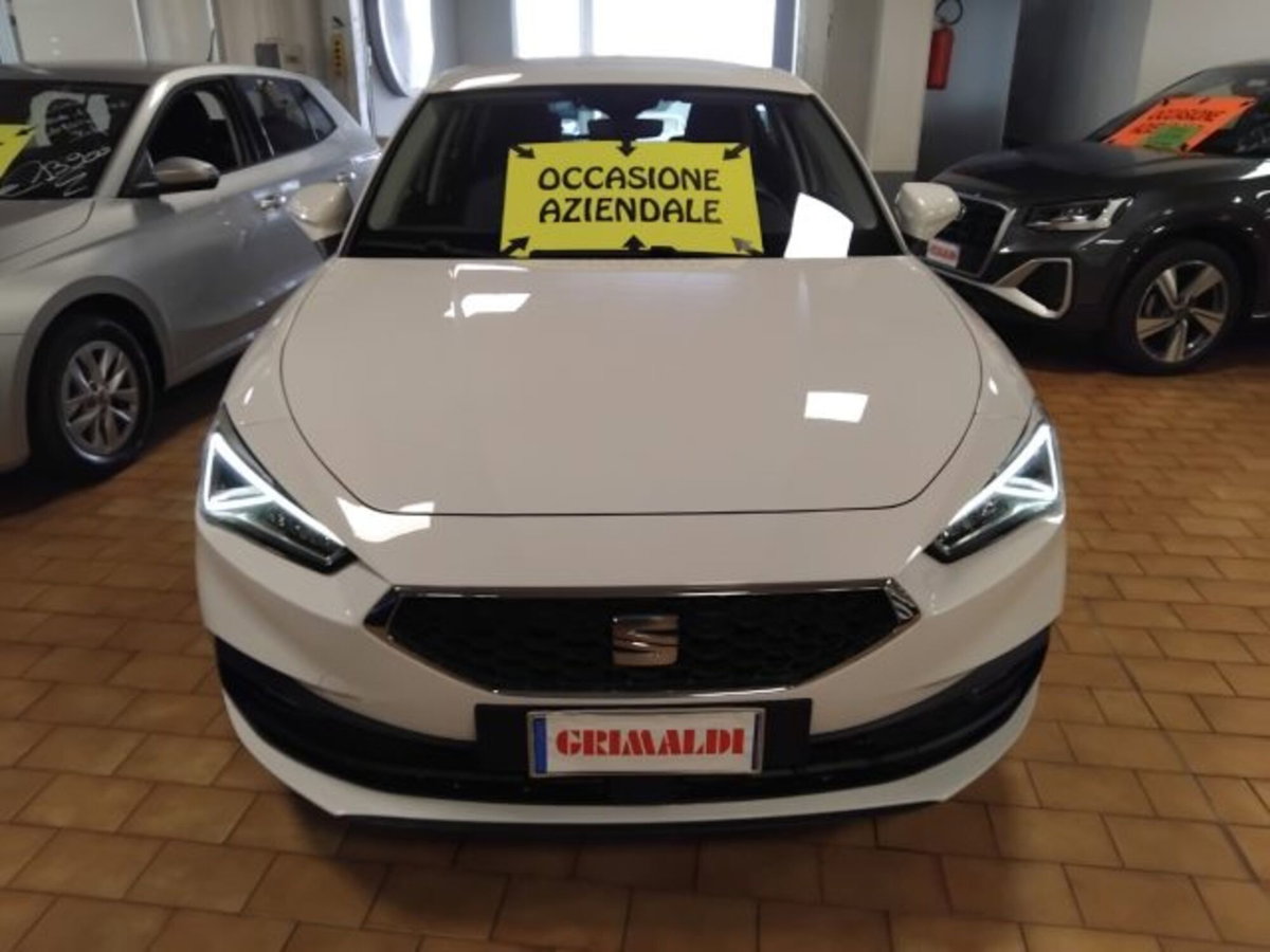 SEAT Leon 1.0 etsi Business 110cv dsg (2)