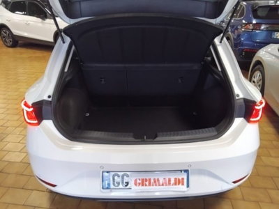 SEAT Leon 1.0 etsi Business 110cv dsg (9)