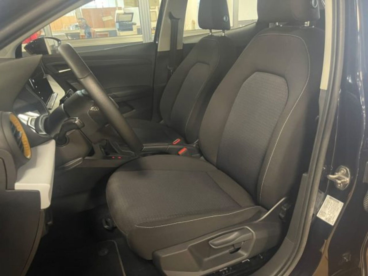 SEAT Ibiza 1.0 TGI 5 porte Business (13)
