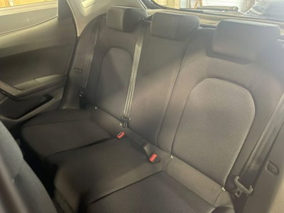 SEAT Ibiza 1.0 TGI 5 porte Business (8)
