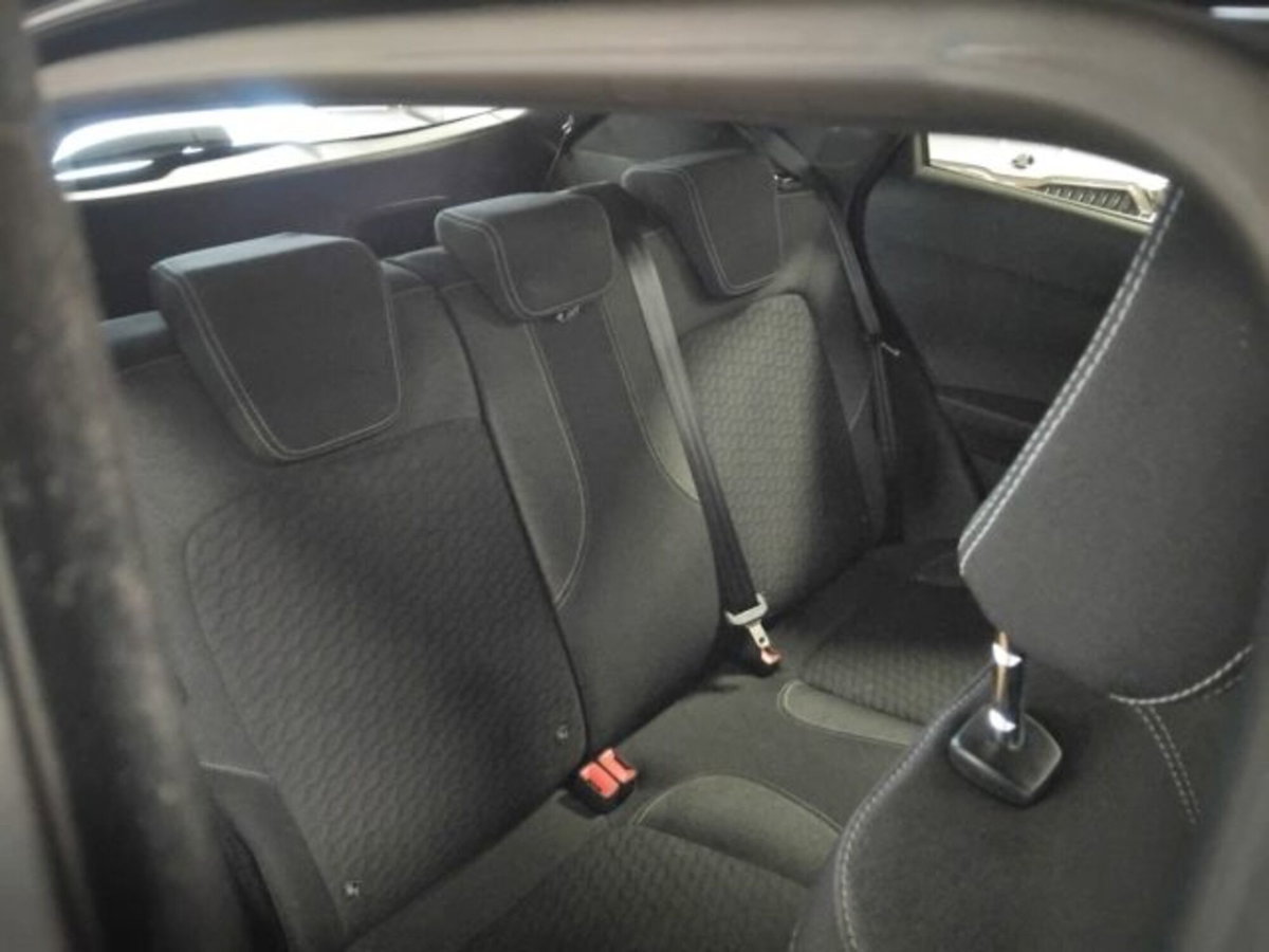 Ford Puma 1.0 EcoBoost Hybrid 125 CV S&S Titanium (11)