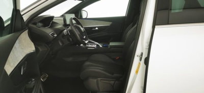 Peugeot 3008 BlueHDi 130 S&S EAT8 GT Pack (13)