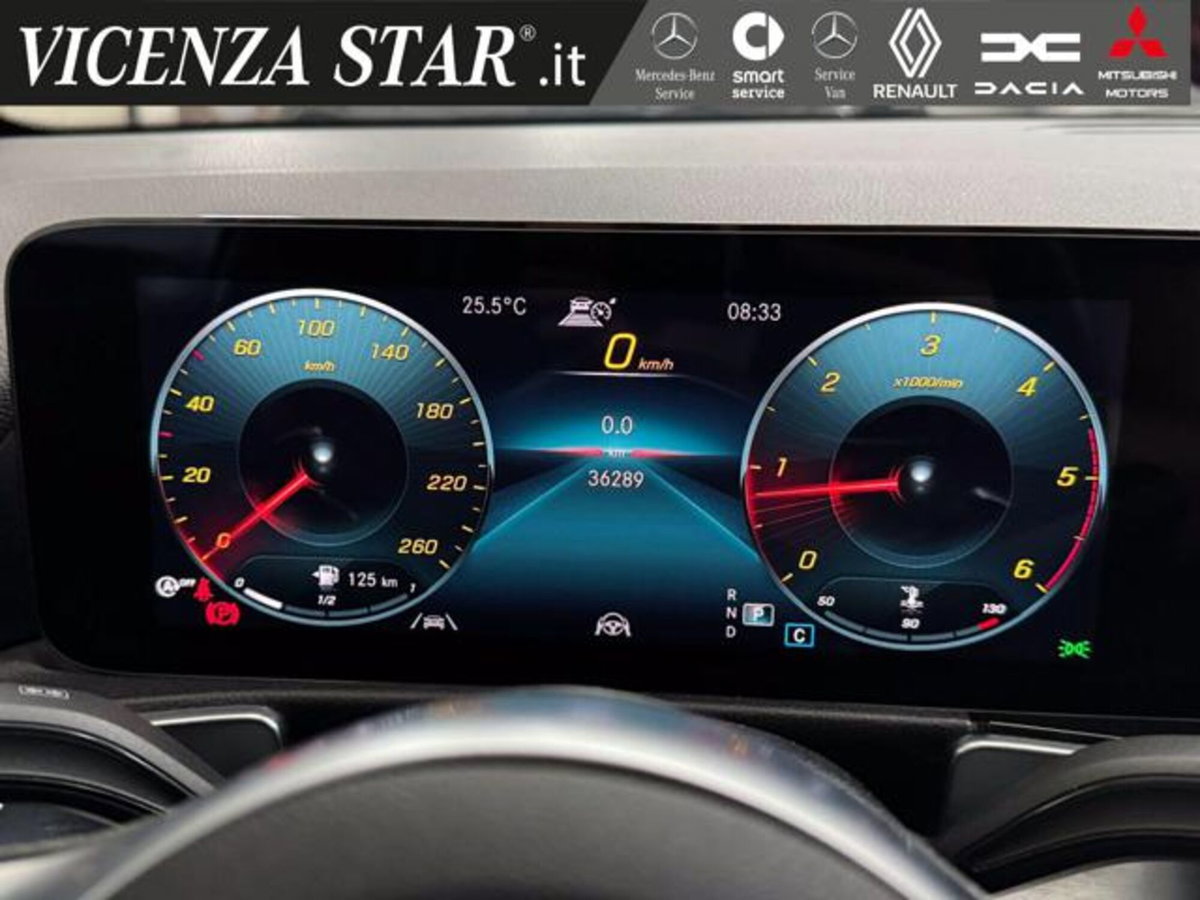 Mercedes-Benz GLB 200 d AMG Line Premium auto (8)
