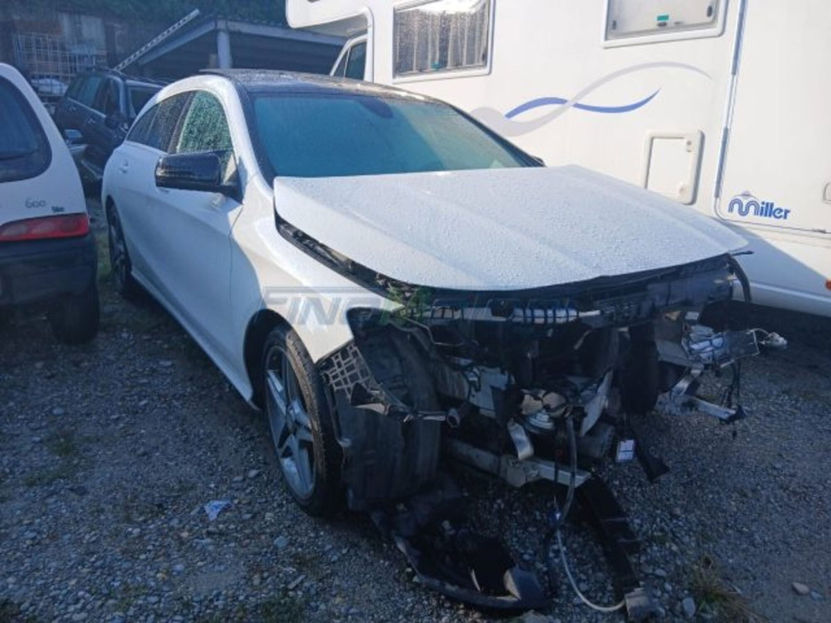 Mercedes-Benz CLA Shooting Brake 200 d Automatic Executive