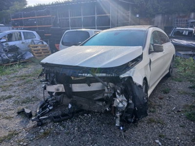 Mercedes-Benz CLA Shooting Brake 200 d Automatic Executive (2)