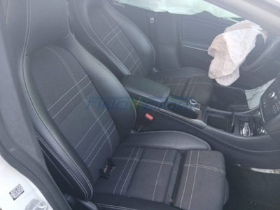 Mercedes-Benz CLA Shooting Brake 200 d Automatic Executive (6)