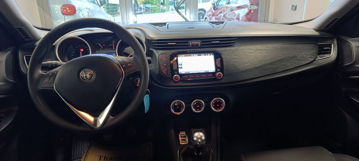 Alfa Romeo Giulietta 1.4 Turbo Distinctive Gpl 120cv E6 (10)