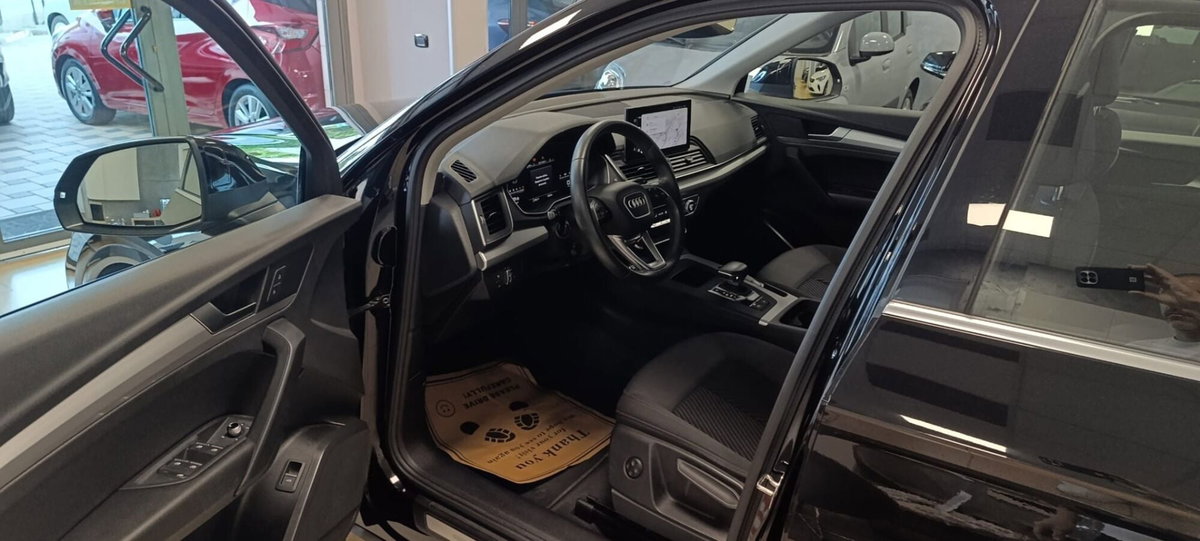 Audi Q5 35 TDI S tronic Business Advanced (10)
