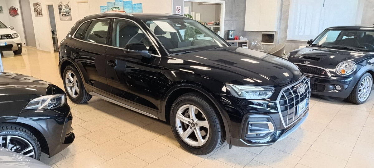 Audi Q5 35 TDI S tronic Business Advanced (3)