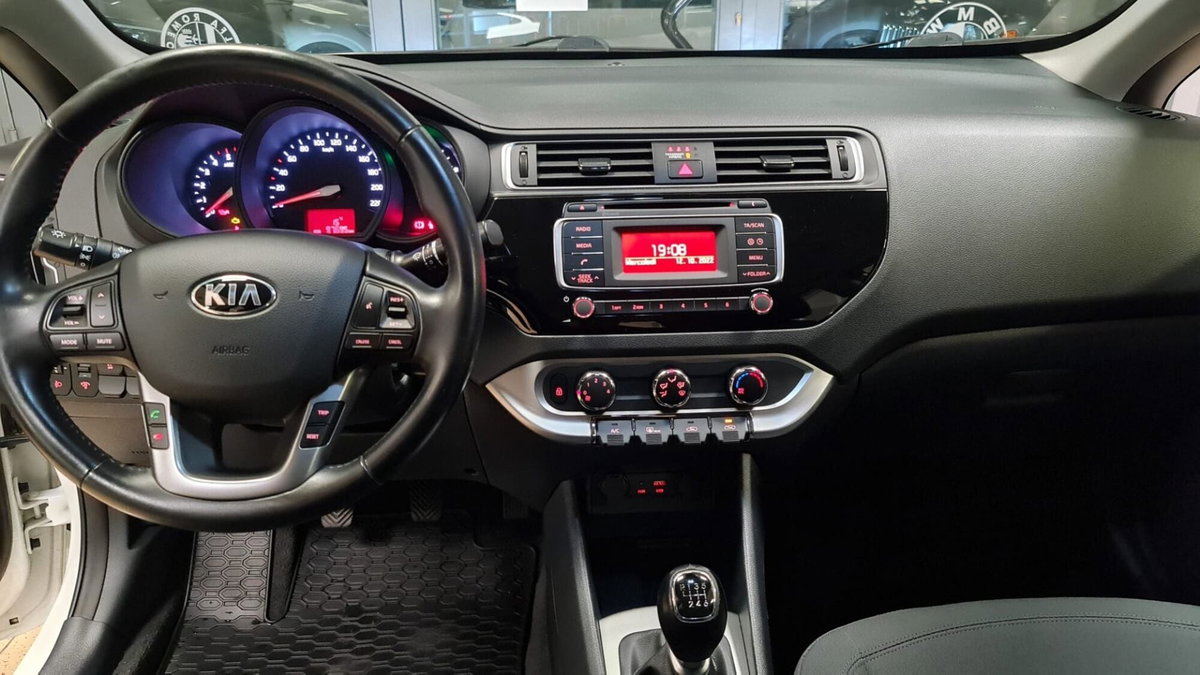 Kia Rio 1.1 CRDi 5p.S&S High Tech (15)