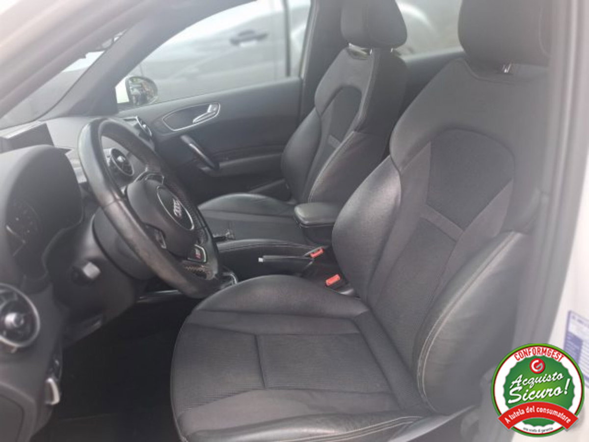 Audi A1 Sportback 1.6 TDI 116 CV Admired (8)