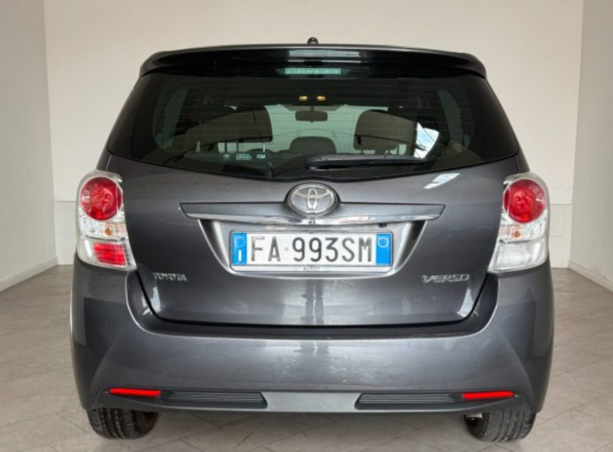 Toyota Verso 1.6 Style (5)