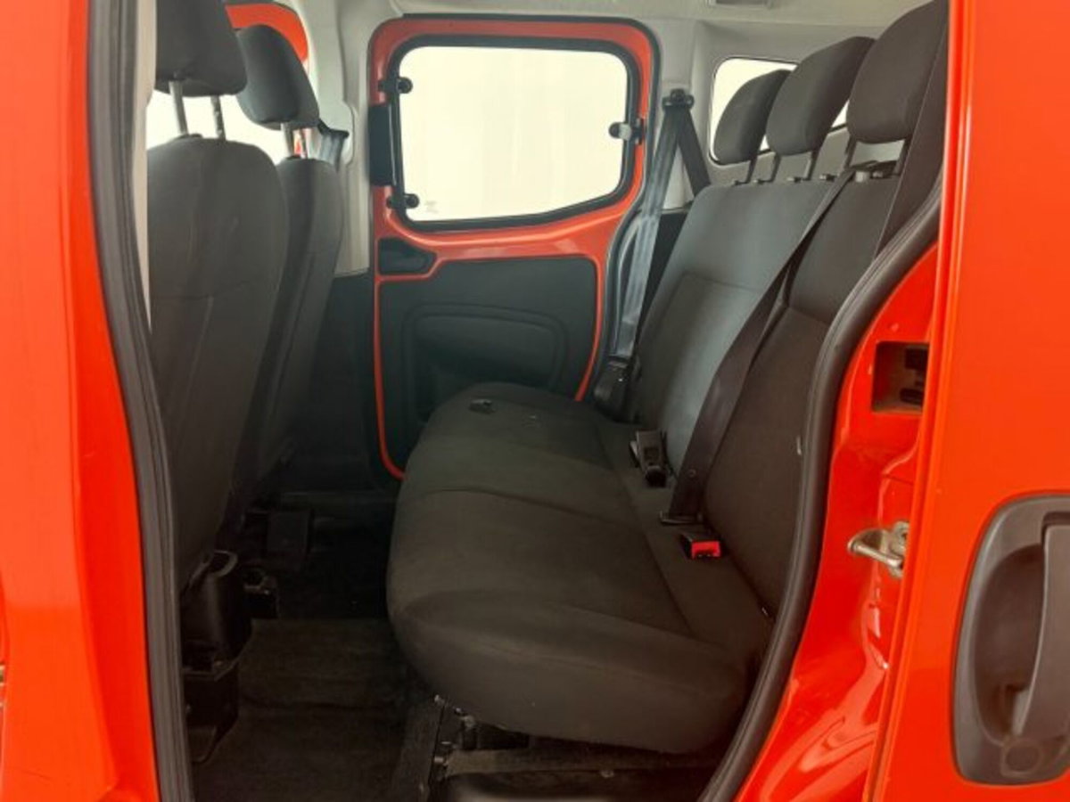 Fiat Qubo 1.4 8V 77 CV Lounge (14)