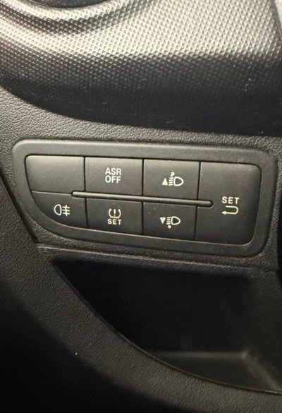 Fiat Qubo 1.4 8V 77 CV Lounge (20)