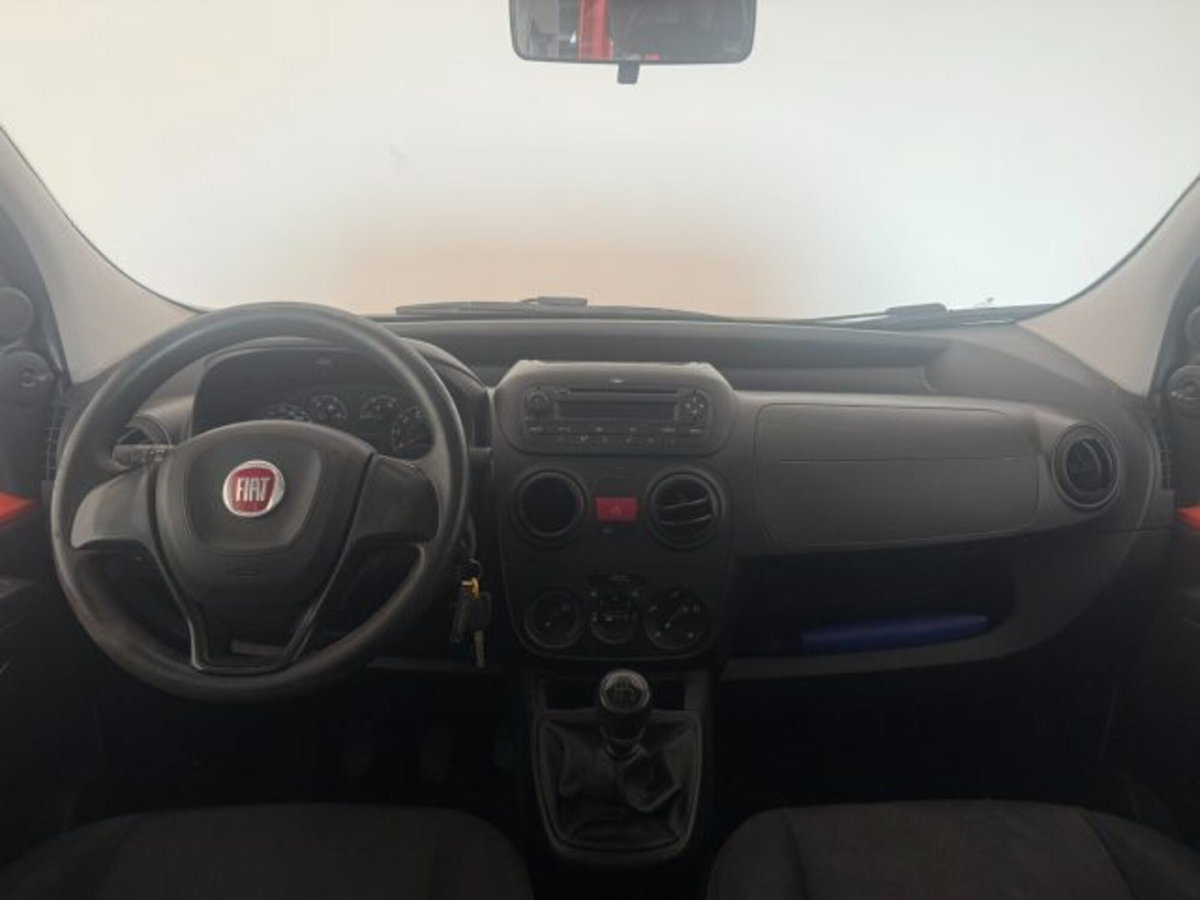 Fiat Qubo 1.4 8V 77 CV Lounge (9)