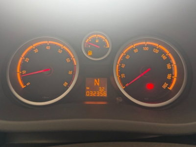 Opel Corsa 1.2 5 porte Easytronic Cosmo (14)