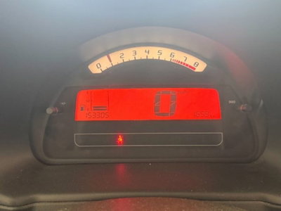 Citroen C2 1.1 airdream VTR (13)