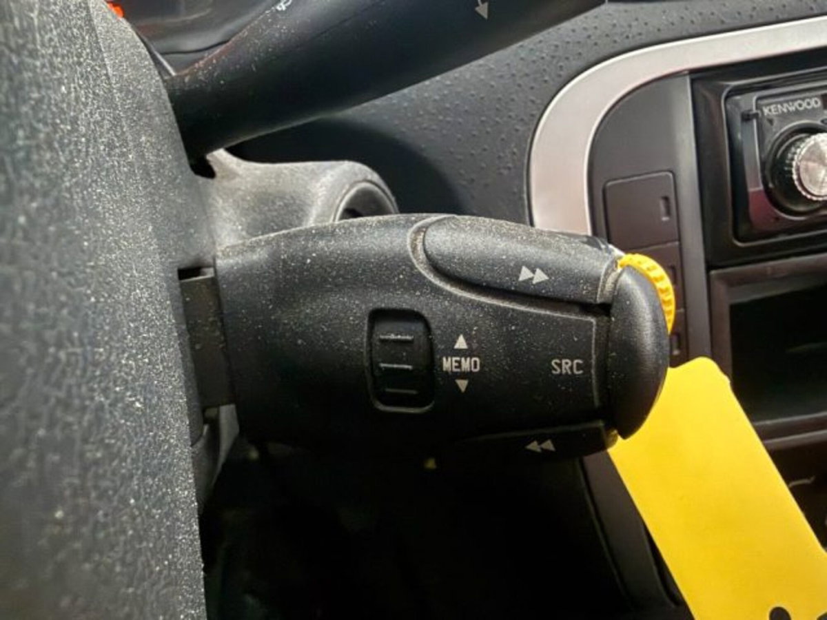 Citroen C2 1.1 airdream VTR (14)