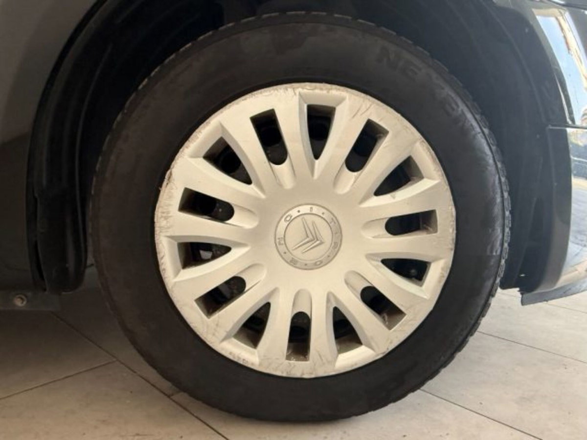 Citroen C2 1.1 airdream VTR (8)