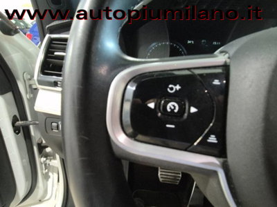 Volvo XC90 D5 AWD Geartronic 7 posti R-design (11)