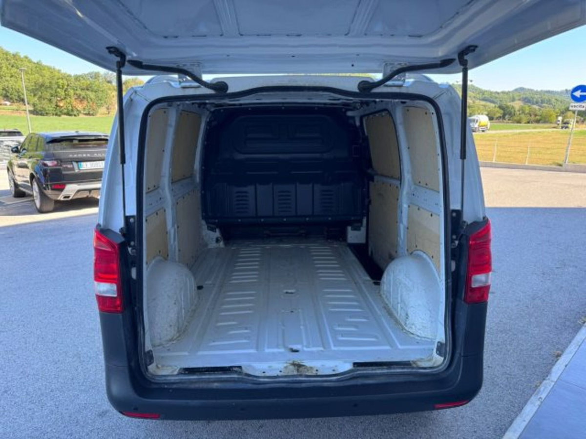 Mercedes-Benz Vito 1.7 110 CDI PC-SL Mixto Long (8)