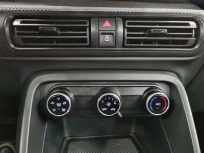 Citroen C3 Aircross 1.2 puretech turbo Plus 100cv (9)