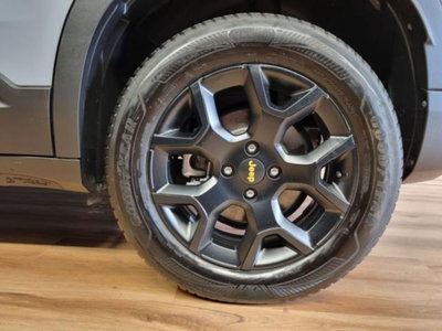 Jeep Avenger 1.2 turbo e-hybrid mhev The North Face 4xe 145cv edct6 (15)