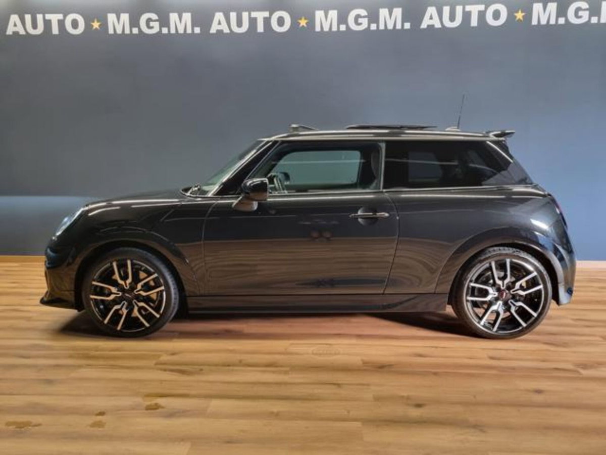 MINI Mini 2.0 Cooper S JCW (2)